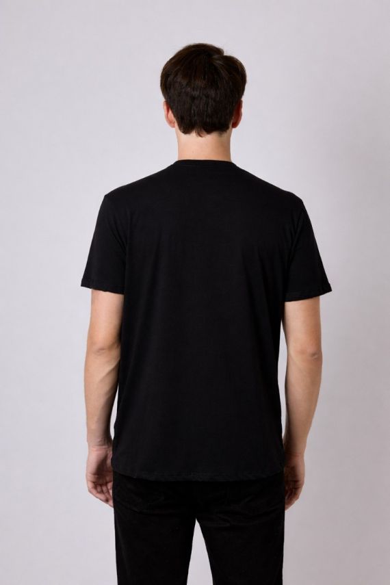 REMERA CUELLO REDONDO PIMA - Vista Alternativa